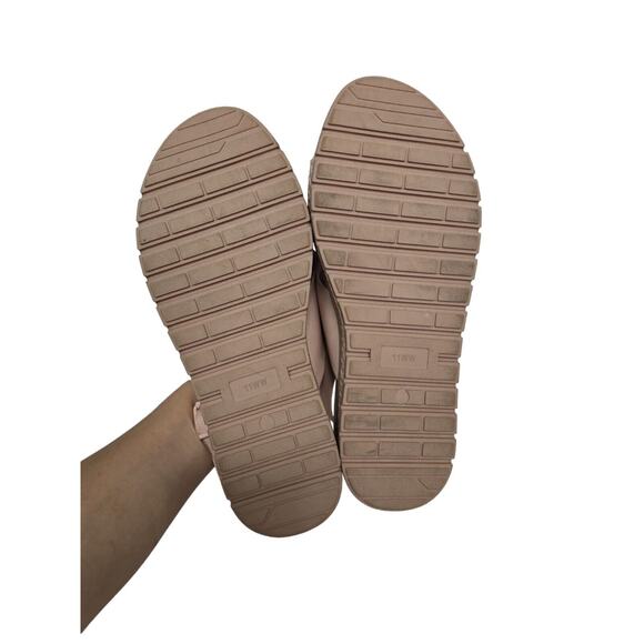 Torrid Women's Criss Cross Flatform Sandal Faux Leather Cross Strap‎ Mauve 11 WW - Picture 5 of 9